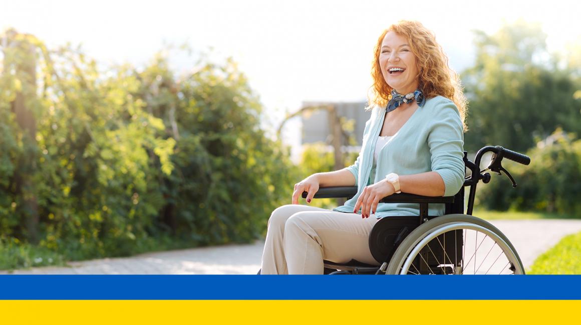 Wózek inwalidzki, flaga ukraińska