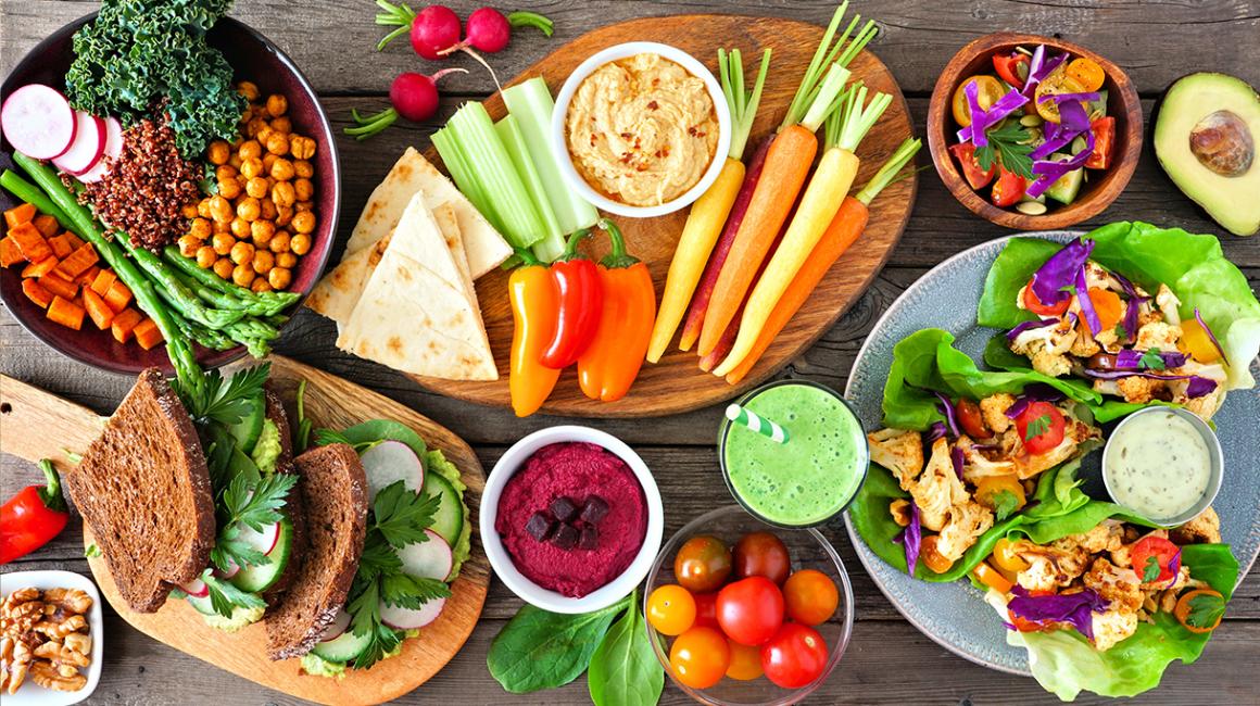 warzywa i owoce na stole