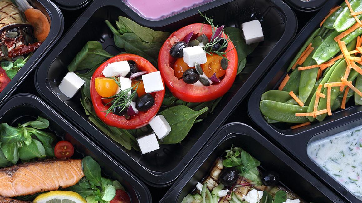 boksy ze zdrowym jedzeniem