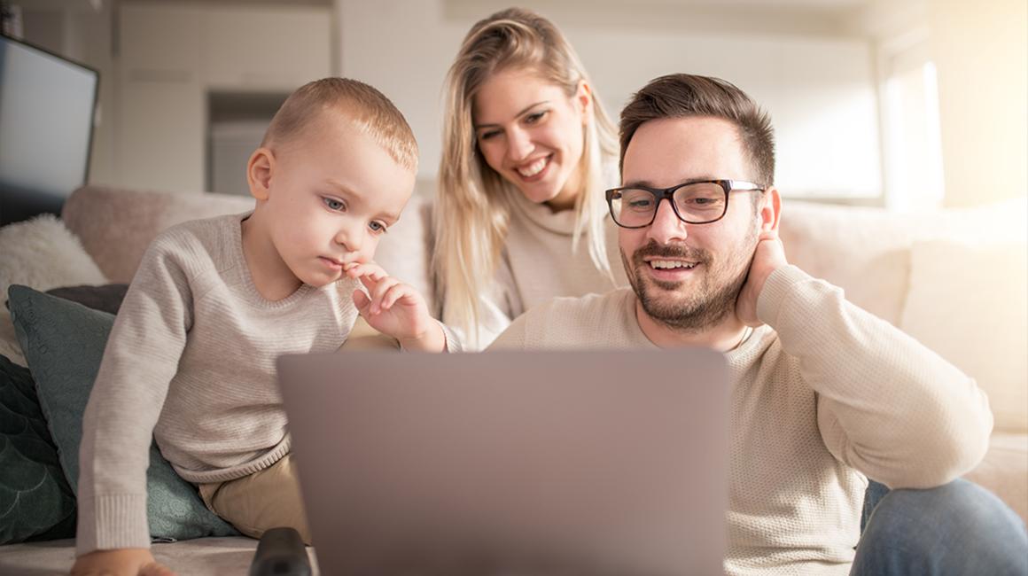 Rodzina przed kompem 