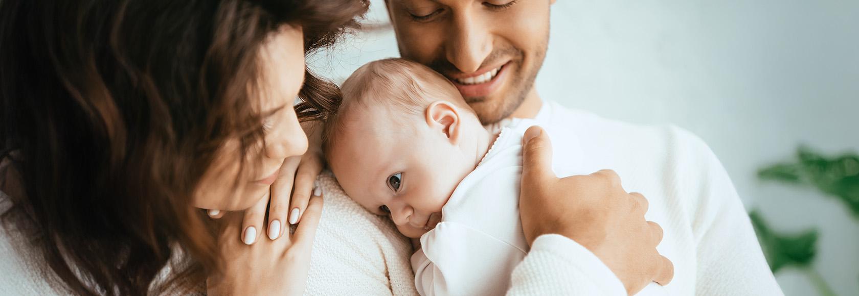 Rodzice z niemowlakiem