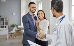 młoda para u lekarza