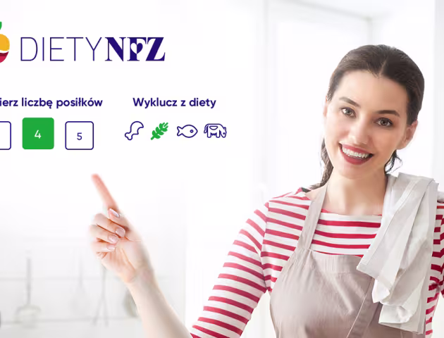 kobieta w fartuszku wskazuje logo diety nfz